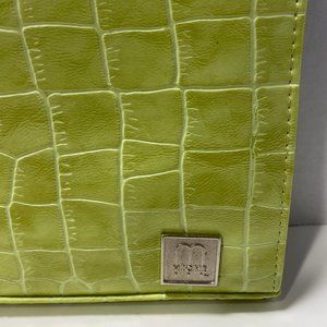 Miche Bags - MICHE Women's Wallet, Green color, Standard Size Miche Bags - MICHE Women's Wallet, Green color, Standard Size